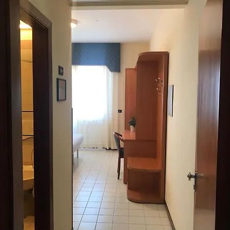 Hotel Costa Verde Pineto Exterior photo