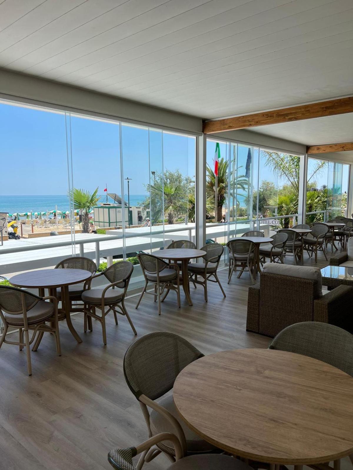 Costa 3* Pineto