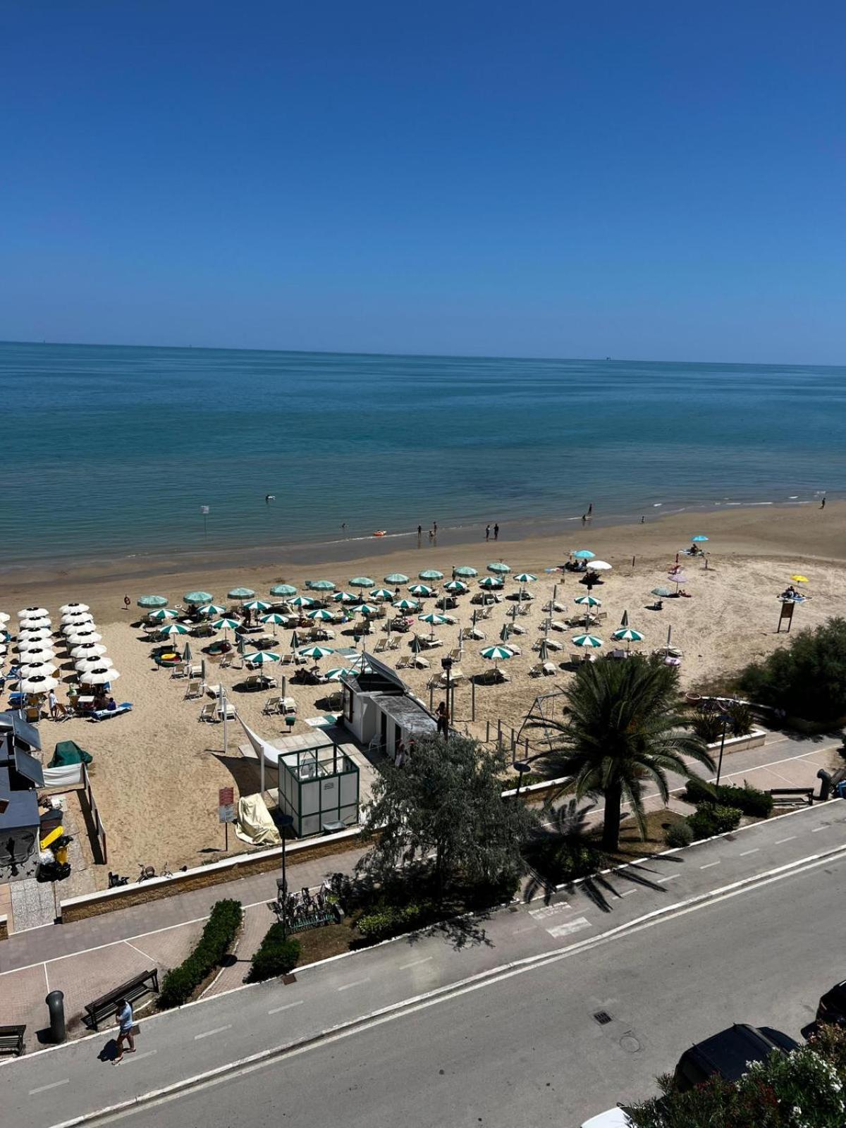 Costa 3* Pineto