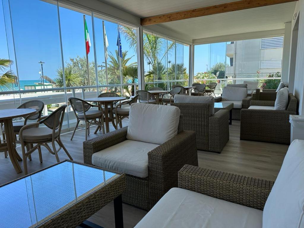 Costa Hotel