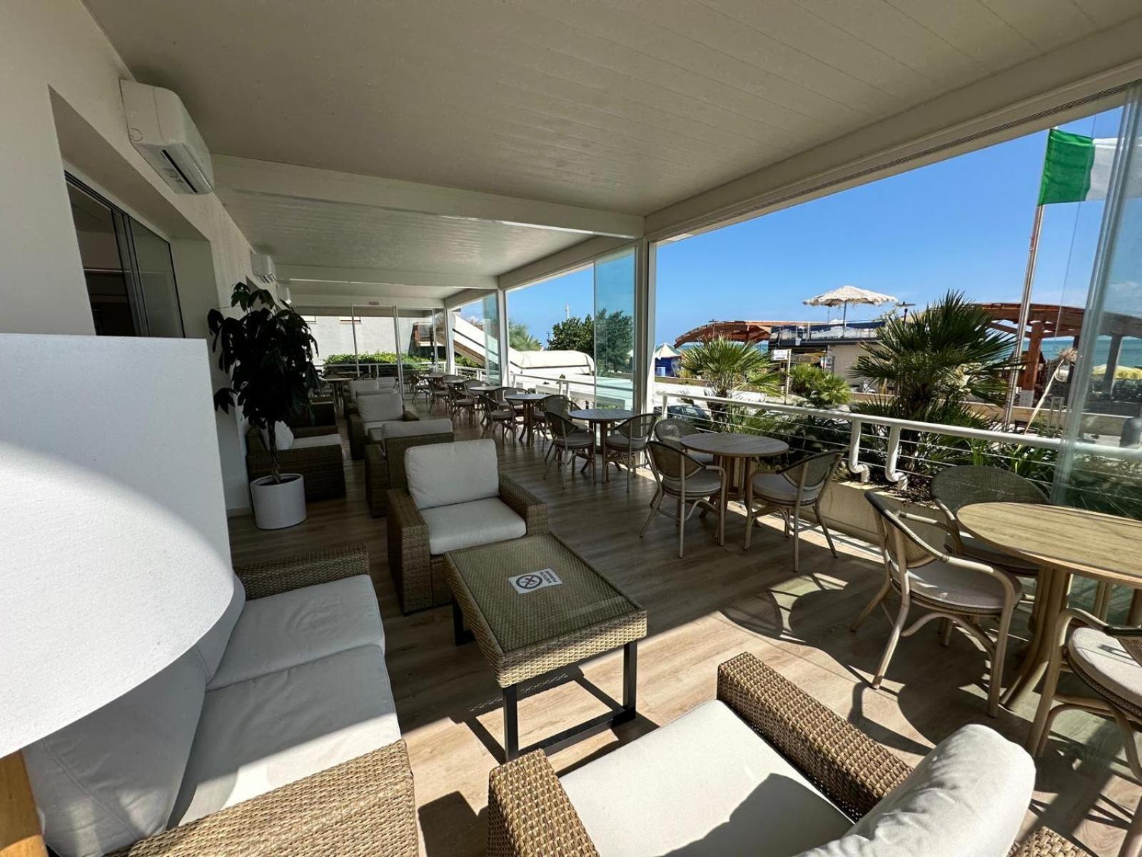 Costa Hotel 3*