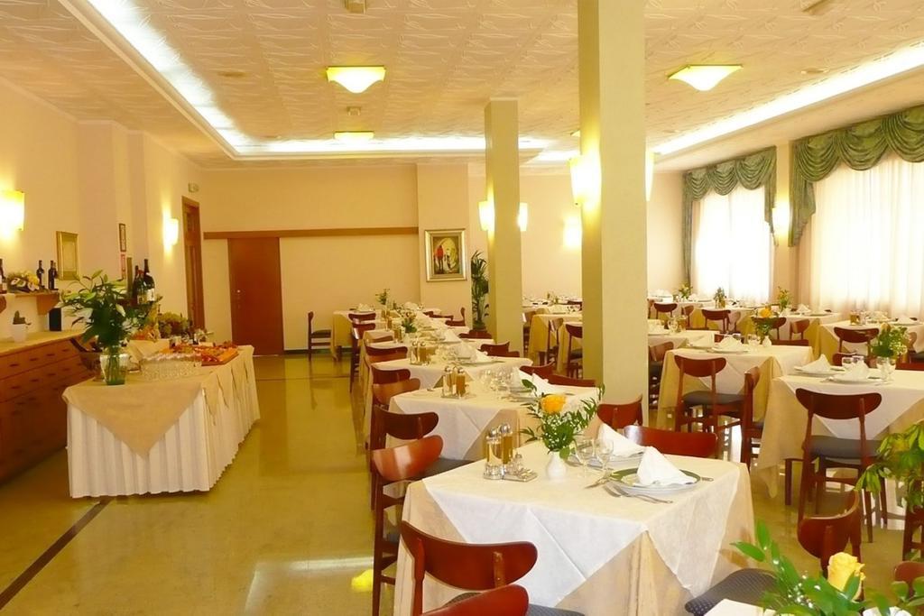 Costa Hotel